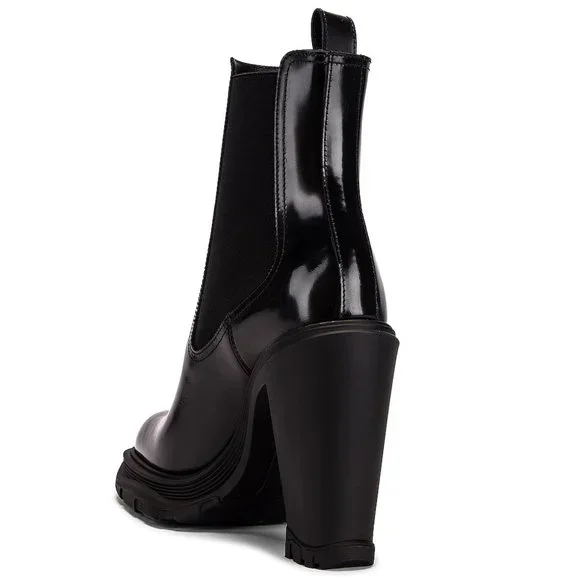 NEW Alexander McQueen Tread Slick Chelsea Leather Ankle Boots Heeled Black 5.5 - Picture 5 of 5